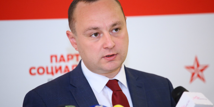 Влад Батрынча: Было понятно, что существует сценарий, а парламентские консультации были имитированы, поэтому мы оспорили в КС выдвижение Дорина Речану в премьер-министры | VIDEO