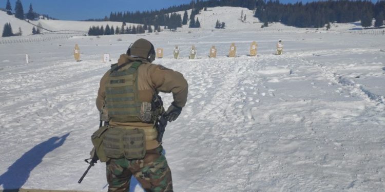 Militarii moldoveni și cei români se antrenează împreună în cadrul exercițiului JCET -2023