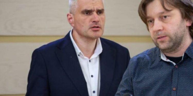 Слусарь: “Оставить Алайбу – большая ошибка. Настоящая экономическая катастрофа”