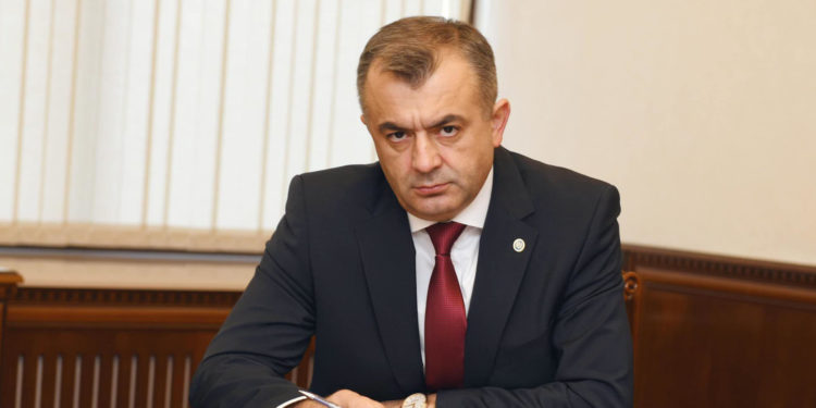 Chicu: Ministra Justiției „măguleşte” judecătorii cu salarii mai mari, ca să nu plece. „Morcovul” propus era însă obligațiunea Guvernului, rămasă neîndeplinită