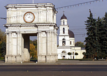 Peste 600 de clădiri protejate din capitală s-ar putea prăbuși în caz de cutremur. Ex-directorul Agenției de Inspectare a Monumentelor: Statul nu a finanțat nici la nivel central, nici la nivel local restaurarea acestora | VIDEO