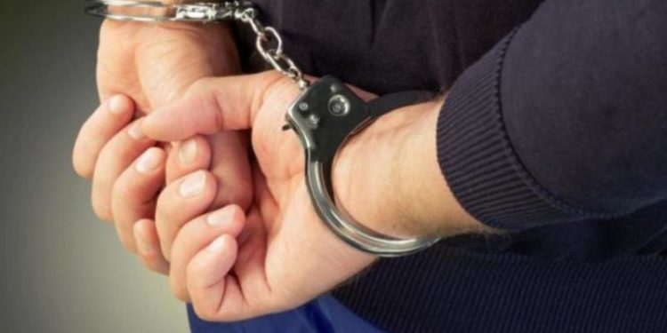 Ar fi cerut 2 200 de euro pentru a rezolva o cauză penală: Un ofițer de urmărire penală, condamnat, pentru trafic de influență