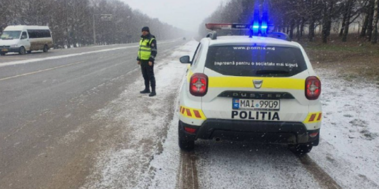 Mii de șoferi, sancționați în weekend. Ce încălcări au comis conducătorii auto