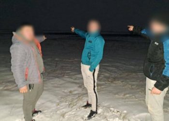 Doi moldoveni, prinși la vamă cu 3 pasageri din Ucraina care au trecut frontiera ilegal