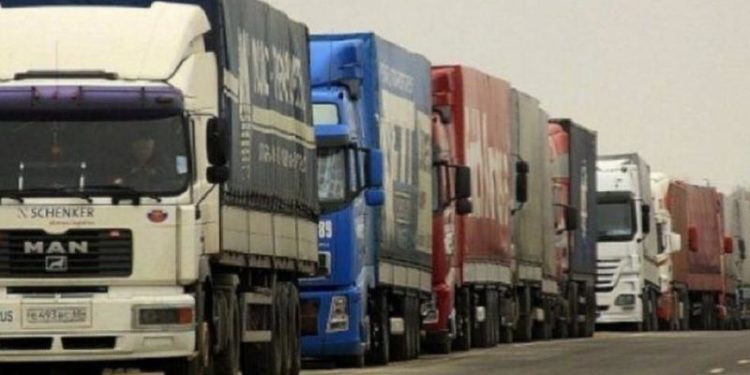 Camioane din Moldova, dar și din alte state, blocate la frontiera cu Polonia: Țara le-a refuzat intrarea pe teritoriul său