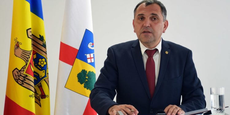 Președintele raionului Orhei critică organizarea evenimentului dedicat angajaților APL: Guvernul încearcă să câștige loialitatea primarilor, după ce a pus pe umerii lor majorarea cu 1300 de lei a salariilor funcționarilor publici | VIDEO