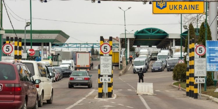 Punctul de Trecere a Frontierei Basarabeasca-Serpniovoe și-a reluat activitatea