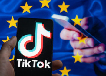 Parlamentul European interzice folosirea aplicației TikTok pe telefoanele angajaților, din motive de securitate