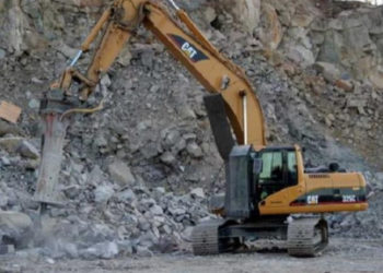 В Микауцах спасатели вытащили из карьера двух пропавших детей