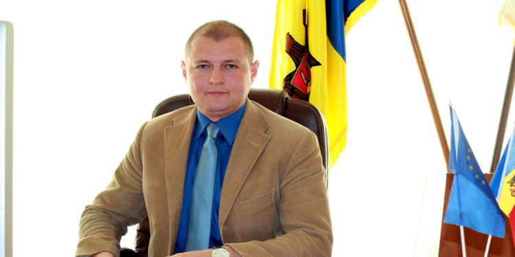 Reprezentanții APL-urilor locale i-au cerut lui Dorin Recean să rezolve problema salarizării: Nu avem cum să acoperim majorările cu 1300 de lei, promise de vechiul Guvern | VIDEO