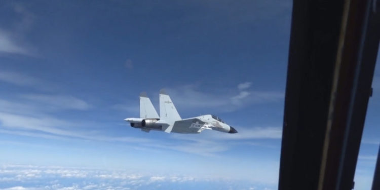 China spune că și ea încearcă să doboare un „obiect zburător neidentificat”