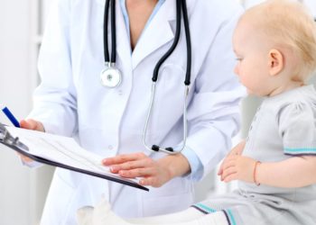 В Молдове с 1 марта всех педиатров из районных больниц переведут в поликлиники