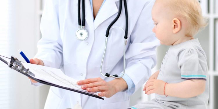 В Молдове с 1 марта всех педиатров из районных больниц переведут в поликлиники