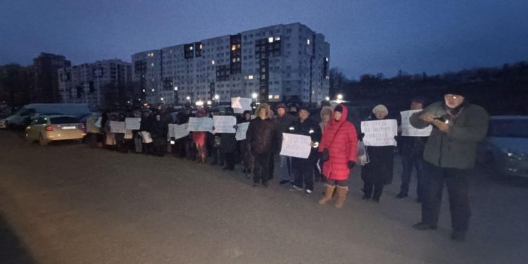 Mișcarea Pentru Popor a dat start acțiunii de colectare a semnăturilor n susținerea inițiativei ca Guvernul să achite integral costul facturilor cetățenilor