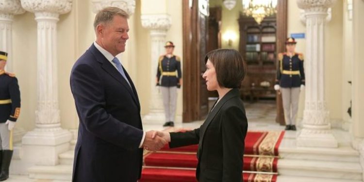 Șeful statului, Maia Sandu, a ajuns la București. Va avea o întâlnire cu omologul ei Român, Klaus Iohannis | VIDEO