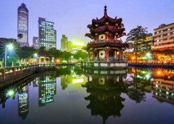 O țară care a avut mult timp granițele închise vrea să atragă mai mulți turiști oferindu-le bani