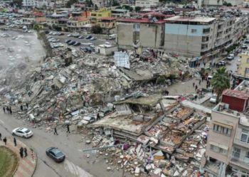 Un cutremur de 6,4 s-a produs în Turcia. Seismul s-a simţit şi în Siria, Egipt şi Liban şi a avut deja o replică de 5,8 | VIDEO