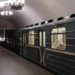 Мужчина толкнул подростка под поезд в метро Москвы