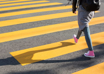 Sancțiuni mai dure pentru șoferii care nu vor acorda prioritate pietonilor sau cicliștilor. În ce caz vor rămâne fără permis de conducere? | VIDEO