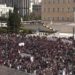 В Греции продолжаются протесты: Премьер попросил прощения у родственников погибших в столкновении поездов