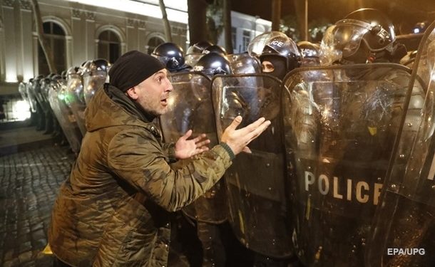 На акции протеста в Тбилиси задержали 66 человек