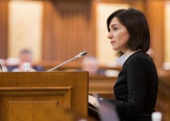 Maia Sandu a ținut azi un discurs la ședința Parlamentului. Sala era pe jumătate goală, fiind prezentă doar majoritatea PAS | VIDEO