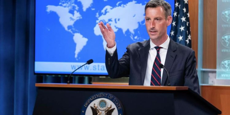 В Госдепе намекнули на возможные санкции за подавление протестов в Грузии