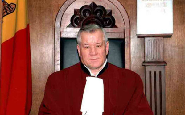 Ex-judecător CC, despre evaluarea judecătorilor: Primii care ar trebui să treacă pre-vettingul sunt candidații la funcția de deputat în Parlament