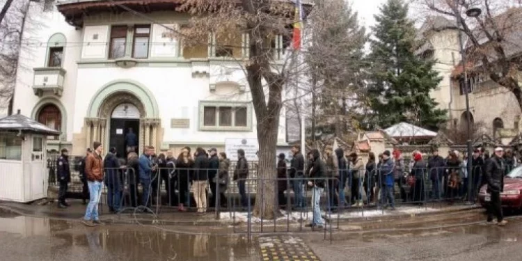 Fost angajat al Ambasadei Moldovei la București riscă până la 7 ani de închisoare. Este învinuit de abuz în serviciu