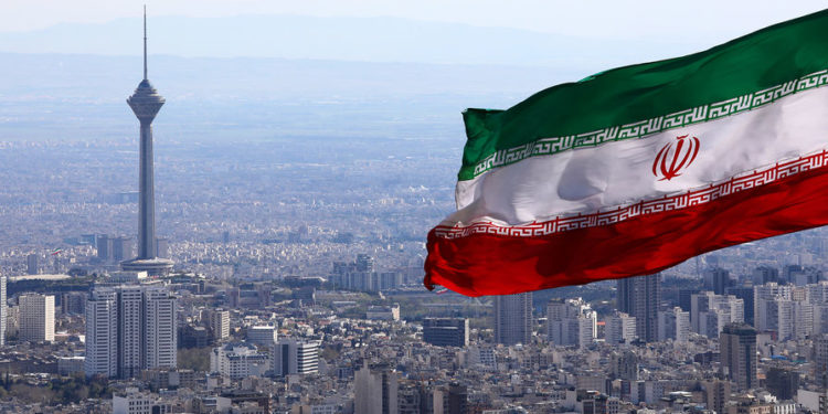 Noi cazuri de intoxicare a elevelor iraniene în cinci provincii ale țării. Misterul asupra cazurilor de otrăvire provoacă o puternică emoție în Iran