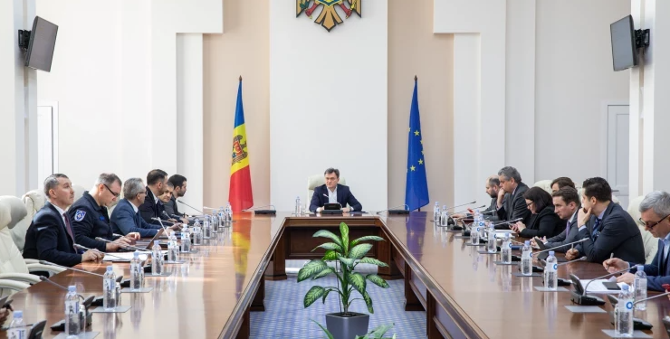 CSE interzice folosirea simbolurilor corporative la mitinguri. Ce alte restricții impune comisia | VIDEO