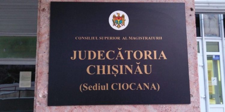 Cele șapte persoane reținute pentru presupuse destabilizări în timpul protestelor din capitală vor sta 30 de zile în arest preventiv | VIDEO