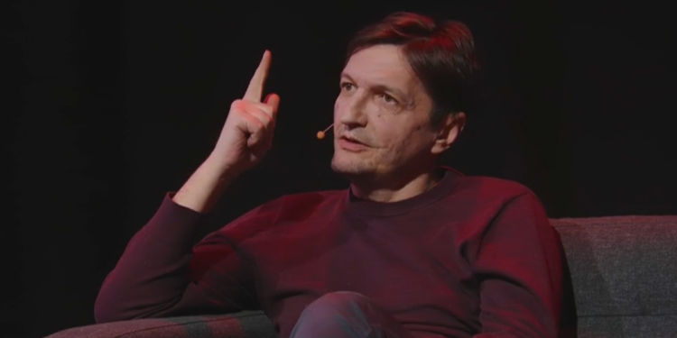 Jurnalist economic: Moldova nu are din ce să întoarcă creditele, așa că va fi impusă să vândă întreprinderile termoelectrice și terenurile agricole