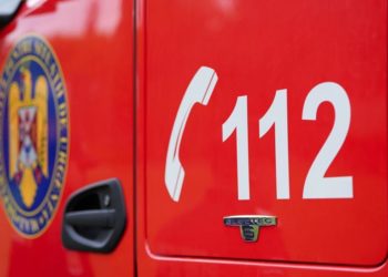 În România copil de un an, rănit la faţă şi mâini de explozia unui spray aruncat în foc