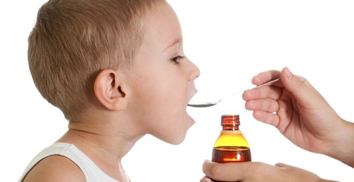 Siropurile de tuse contaminate au ucis 300 de copii în mai multe țări