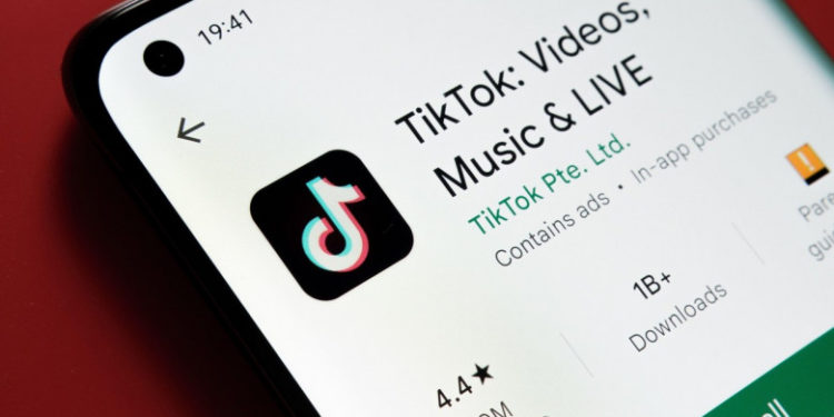 Încă un stat european interzice angajaților guvernamentali să mai folosească TikTok pe telefoanele de serviciu