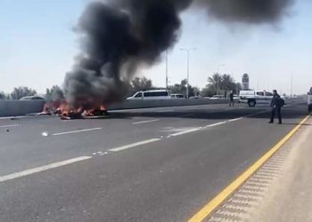 В Израиле легкомоторный самолет упал на автомобильную дорогу