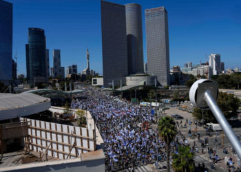 Protestatarii au încercat să-l împiedice pe Netanyahu să plece din țară. Premierul israelian s-a dus la aeroport cu elicopterul