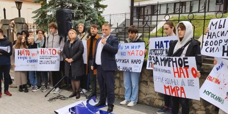 LIVE | Protest anti-NATO la Chișinău, organizat de deputații neafiliați Alexandr Nesterovschi și Irina Lozovan