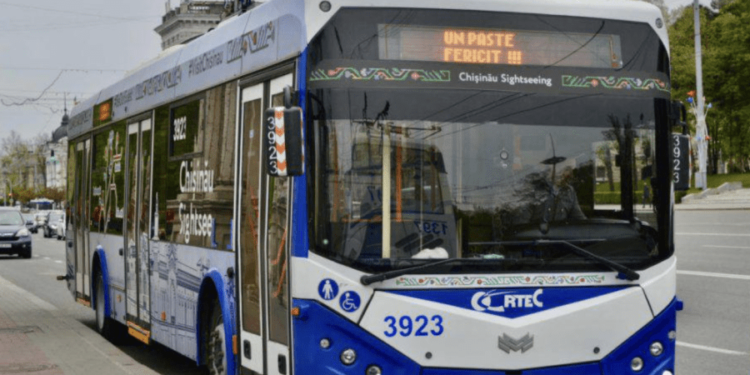 В Пасхальную ночь общественный транспорт в столице будет работать по специальному графику