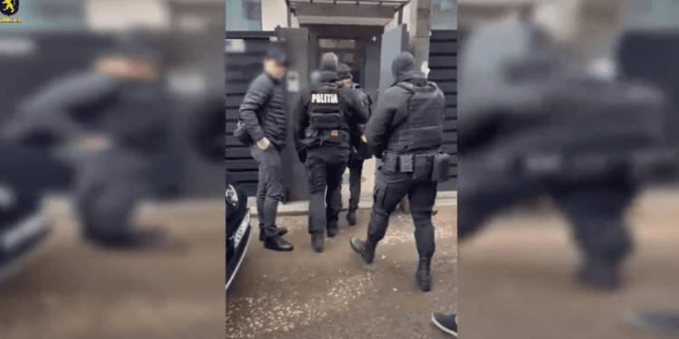 «Выдавали себя за сотрудников правоохранительных органов». В Молдове ликвидирована преступная группа, занимавшаяся мошенничеством