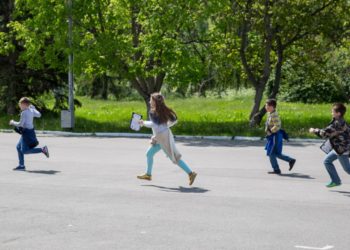 У учащихся начинаются пасхальные каникулы