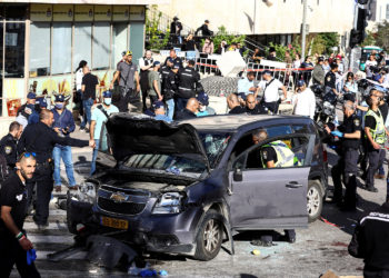 The Jerusalem Post: автомобиль въехал в толпу в центре Иерусалима