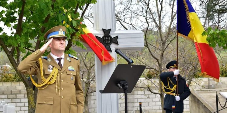 Monument al eroilor români, inaugurat la Hîncești. La eveniment a participat și un oficial din România