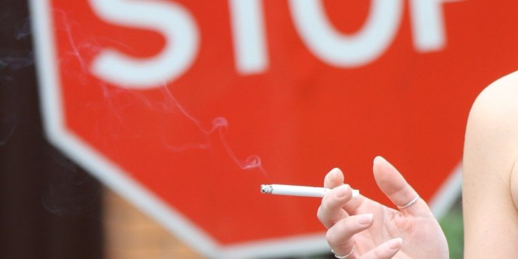 С 1 апреля в Молдове запрещено продавать сигареты дешевле 35 леев