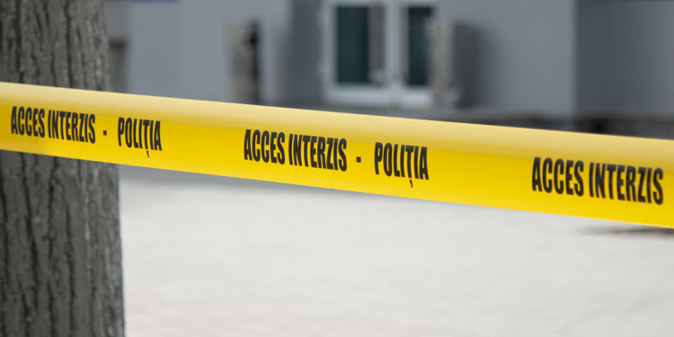 Un bărbat a decedat, după ce a căzut peste balconul unui apartament situat la etajul 9: Ce spune poliţia