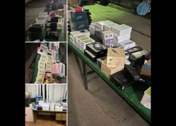 A încărcat mașina cu telefoane și dispozitive IT și s-a ponit acasă. Un bărbat, oprit cu „bunuri personale”, la intrarea în țară