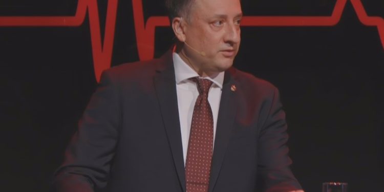 Denis Ulanov: Politicienii au indus societății noțiunea de „furtul miliardului”, întorcând intenționat oamenii împotriva lui Ilan Șor