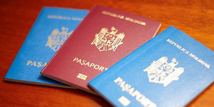 Nouă ani de la liberalizarea regimului de vize: Câte persoane au traversat frontiera cu pașapoarte biometrice | VIDEO