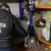 Vindea ilegal spirt și țăgări și spirt în piața din Cimișlia. Antreprenorul riscă să nu mai poată desfășura activități economice | VIDEO